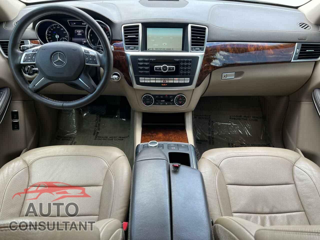 MERCEDES-BENZ GL-CLASS 2015 - 4JGDF7DE1FA498951