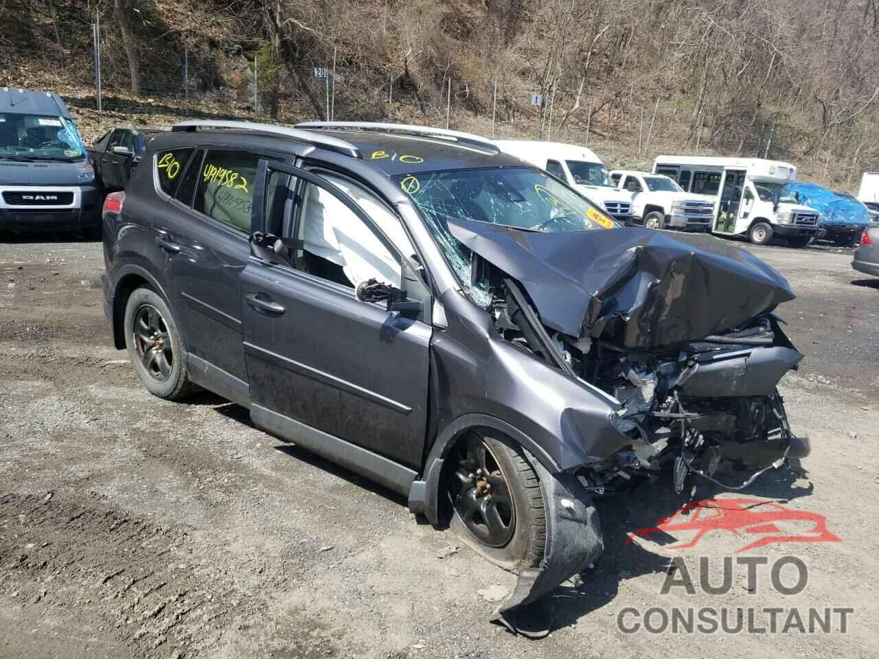 TOYOTA RAV4 2017 - JTMBFREV6HJ149213