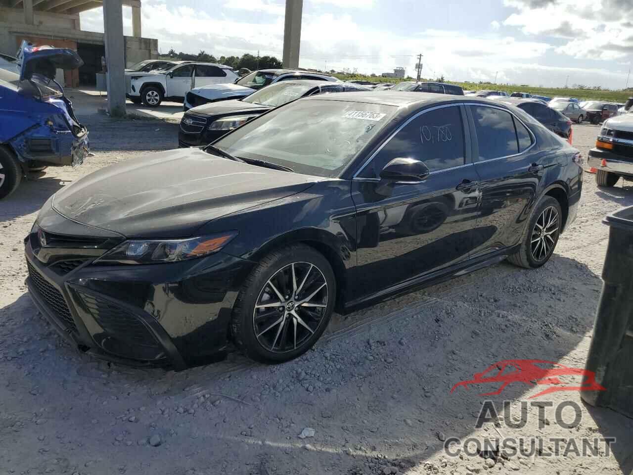 TOYOTA CAMRY 2022 - 4T1T11AK6NU700262