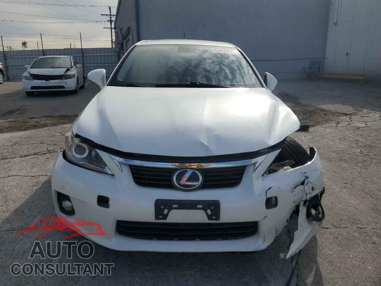 LEXUS CT 200 2013 - JTHKD5BH8D2142960