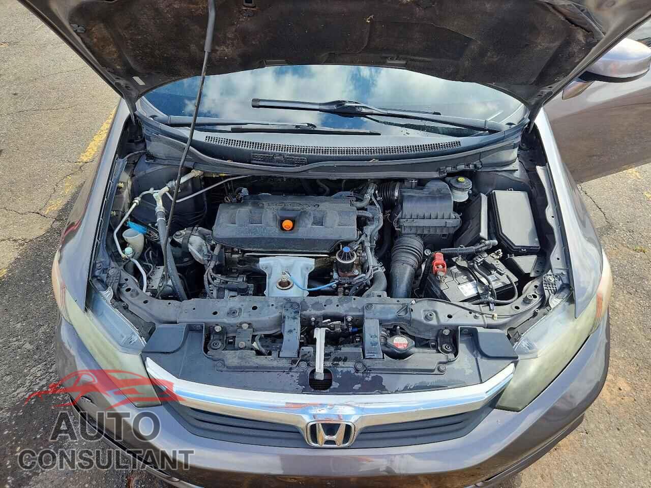 HONDA CIVIC 2012 - 2HGFB2F82CH527035