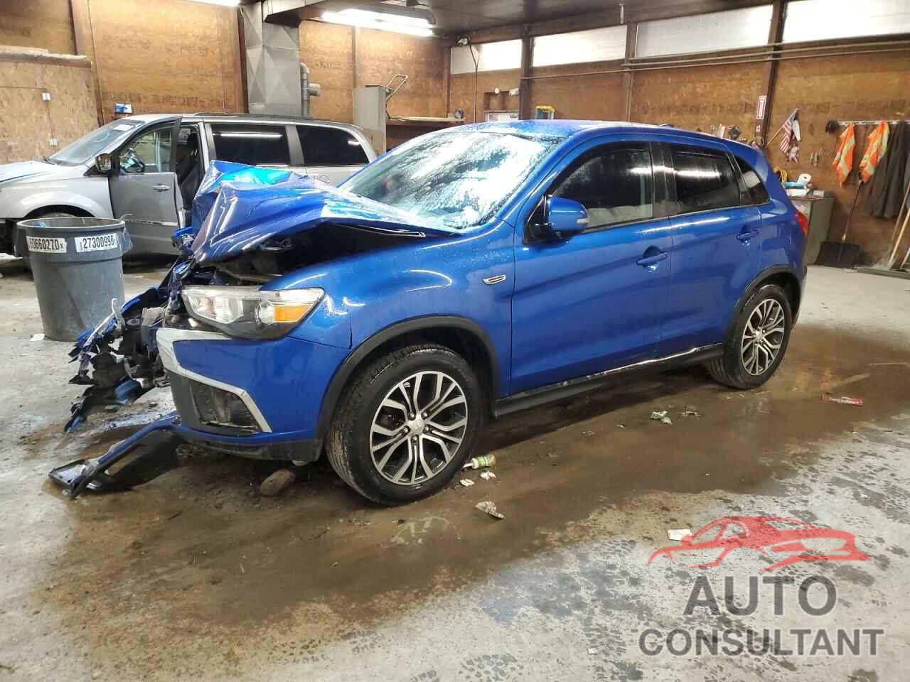 MITSUBISHI OUTLANDER 2018 - JA4AR3AU9JZ003015