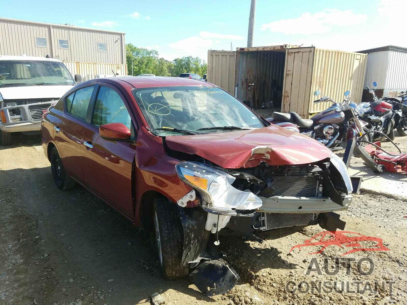 NISSAN VERSA 2019 - 3N1CN7AP8KL880201