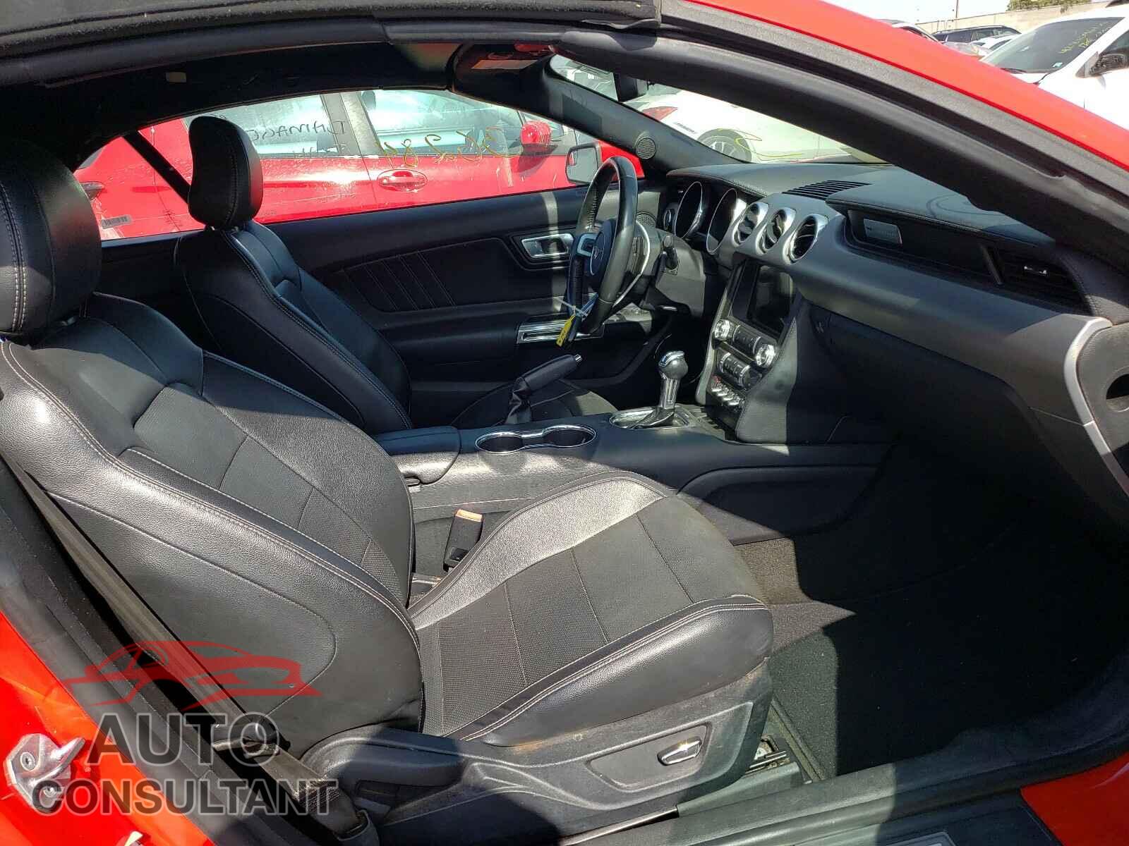 FORD MUSTANG 2018 - 1FATP8UH7J5110139