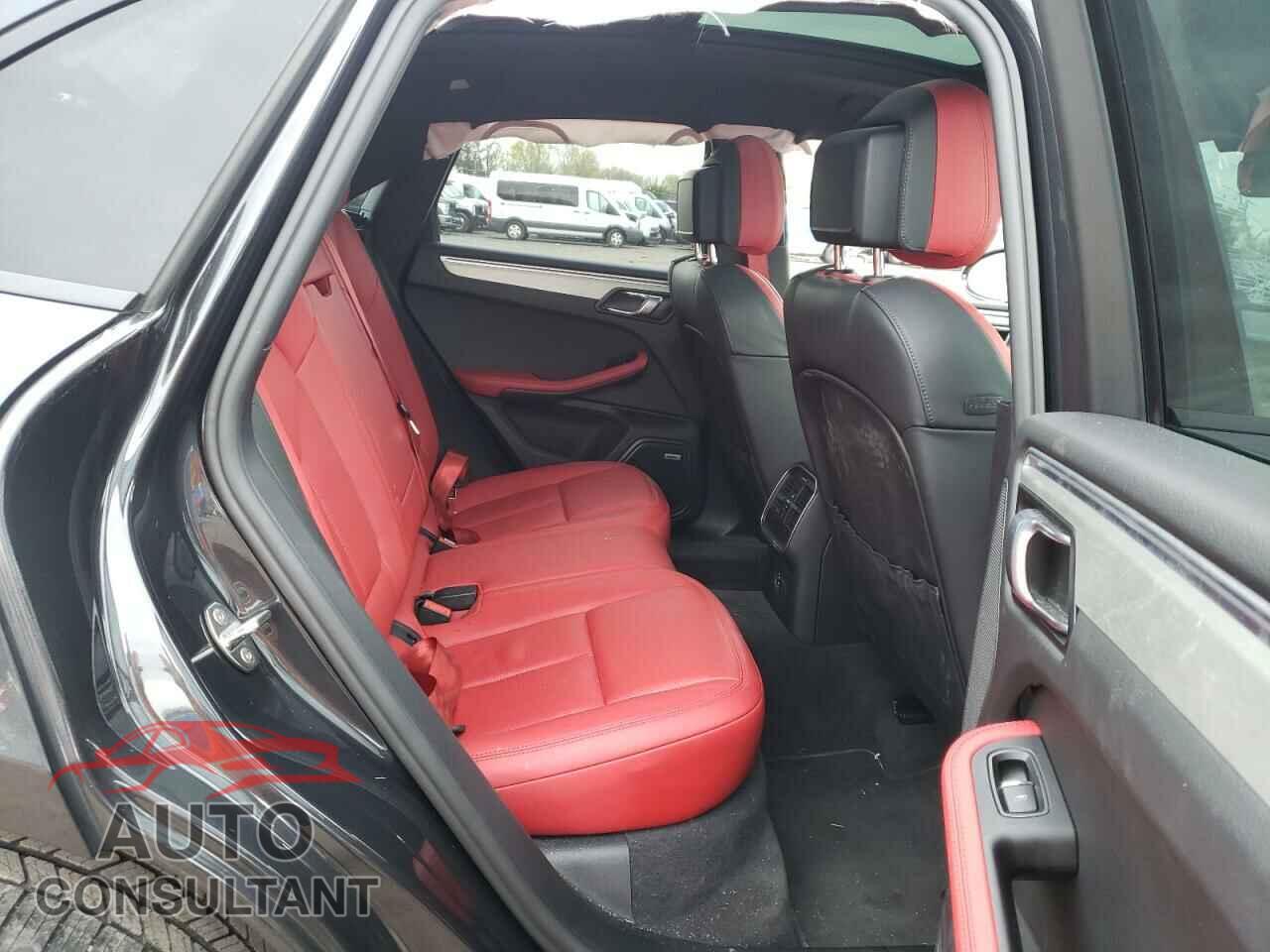 PORSCHE MACAN 2021 - WP1AA2A58MLB02916