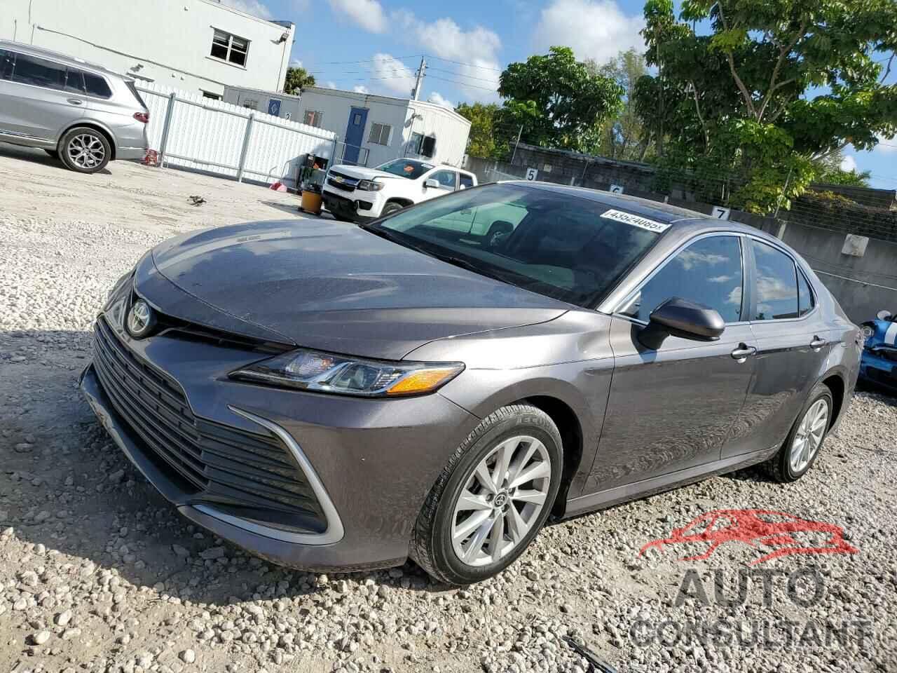 TOYOTA CAMRY 2023 - 4T1C11AK6PU122120