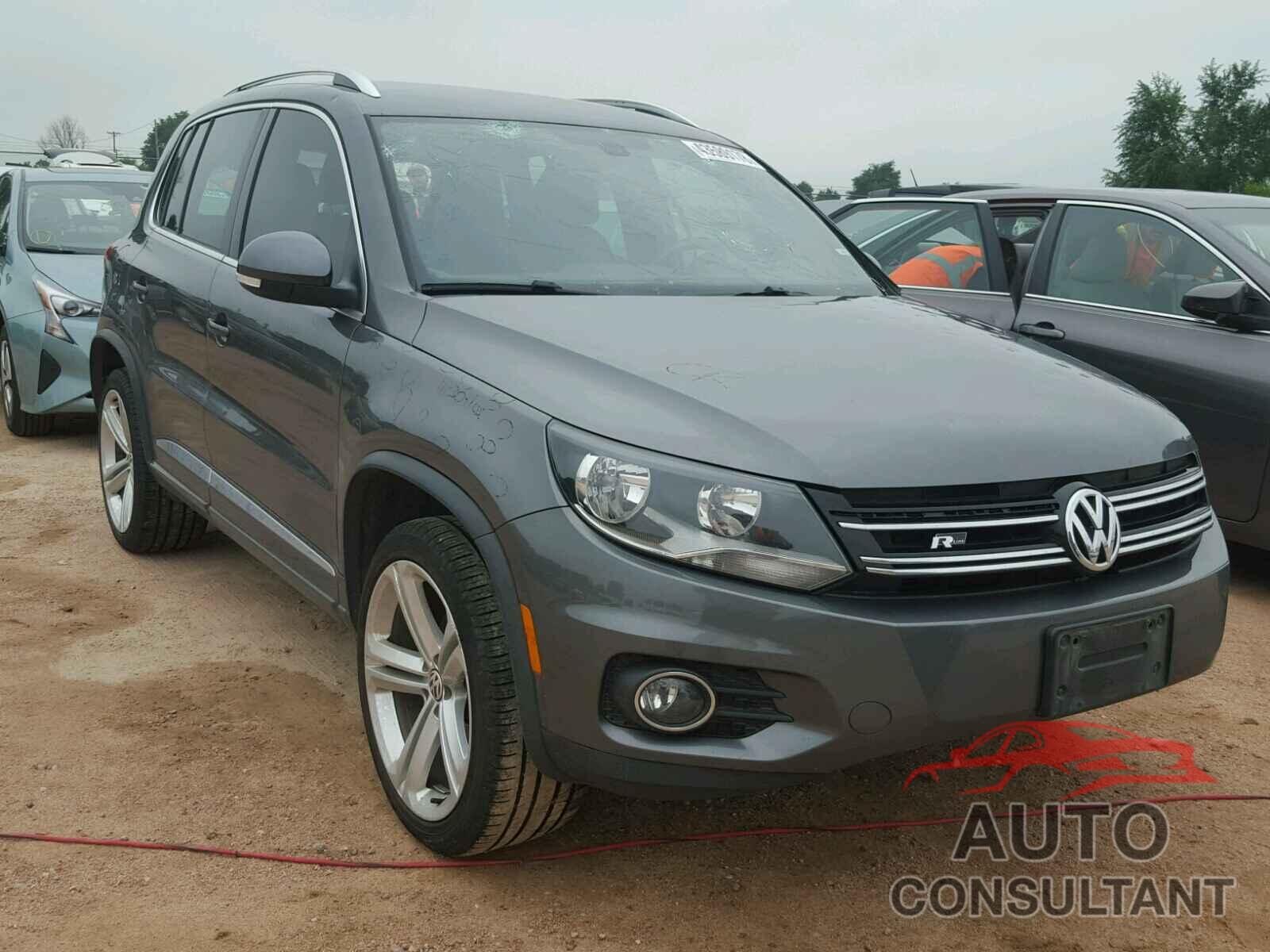 VOLKSWAGEN TIGUAN S 2016 - WVGBV7AX9GW059646