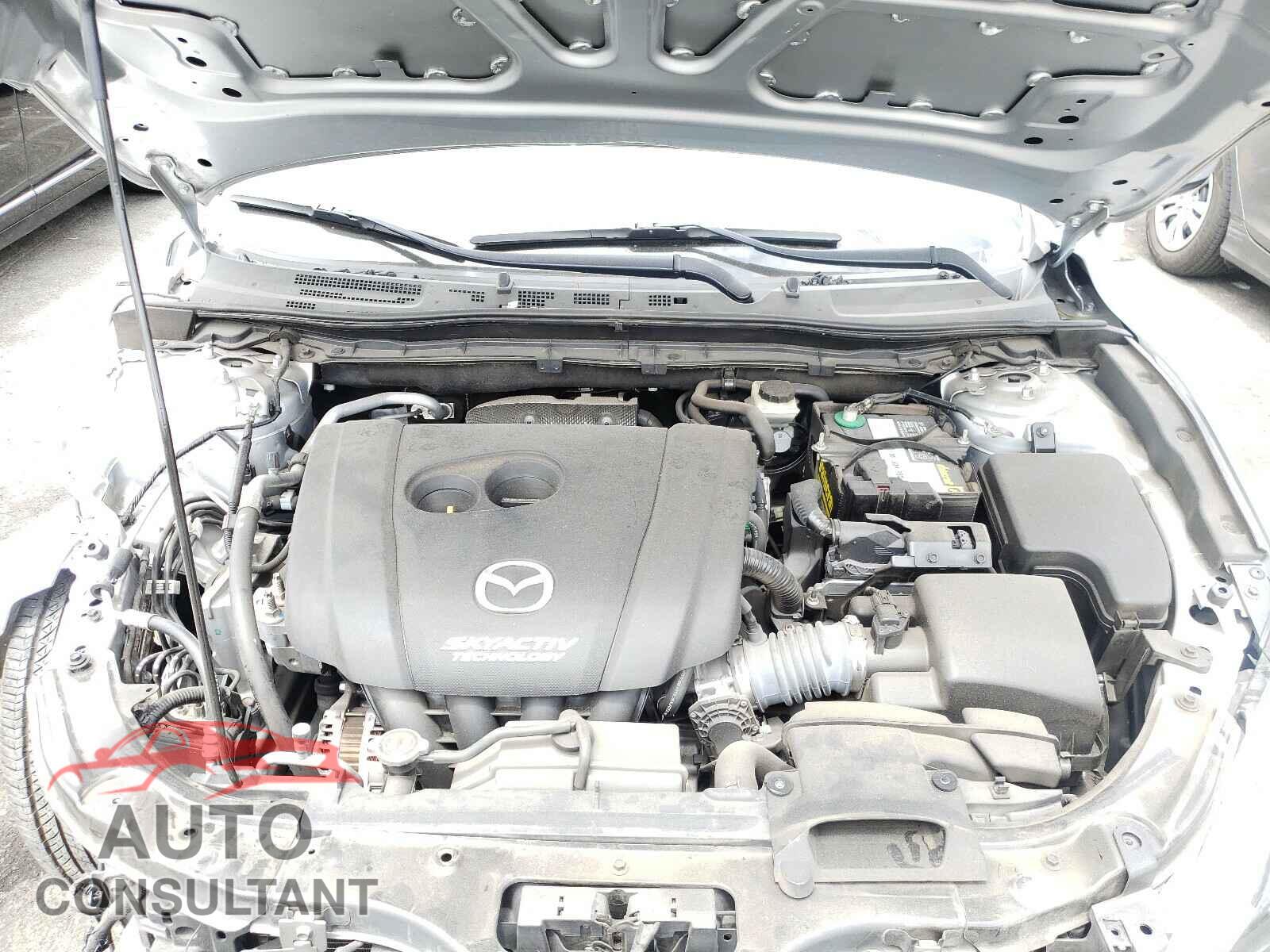 MAZDA 3 2017 - 3MZBN1U75HM111480
