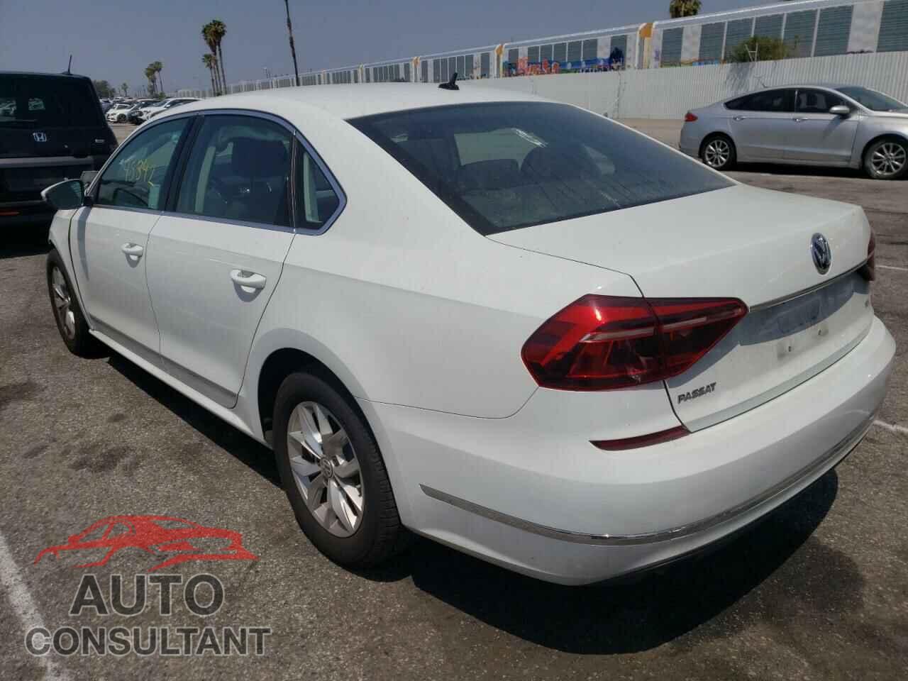 VOLKSWAGEN PASSAT 2017 - 1VWAT7A38HC020193