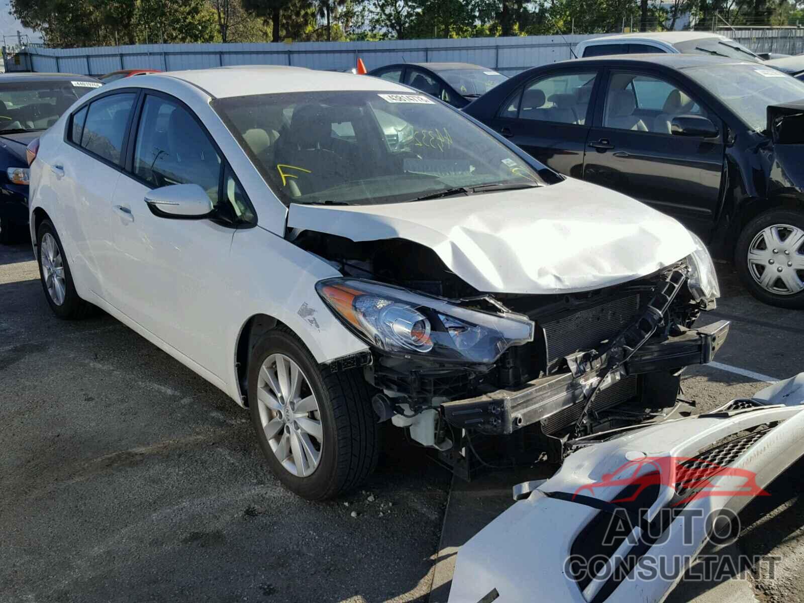 KIA FORTE 2016 - KNAFX4A66G5577352