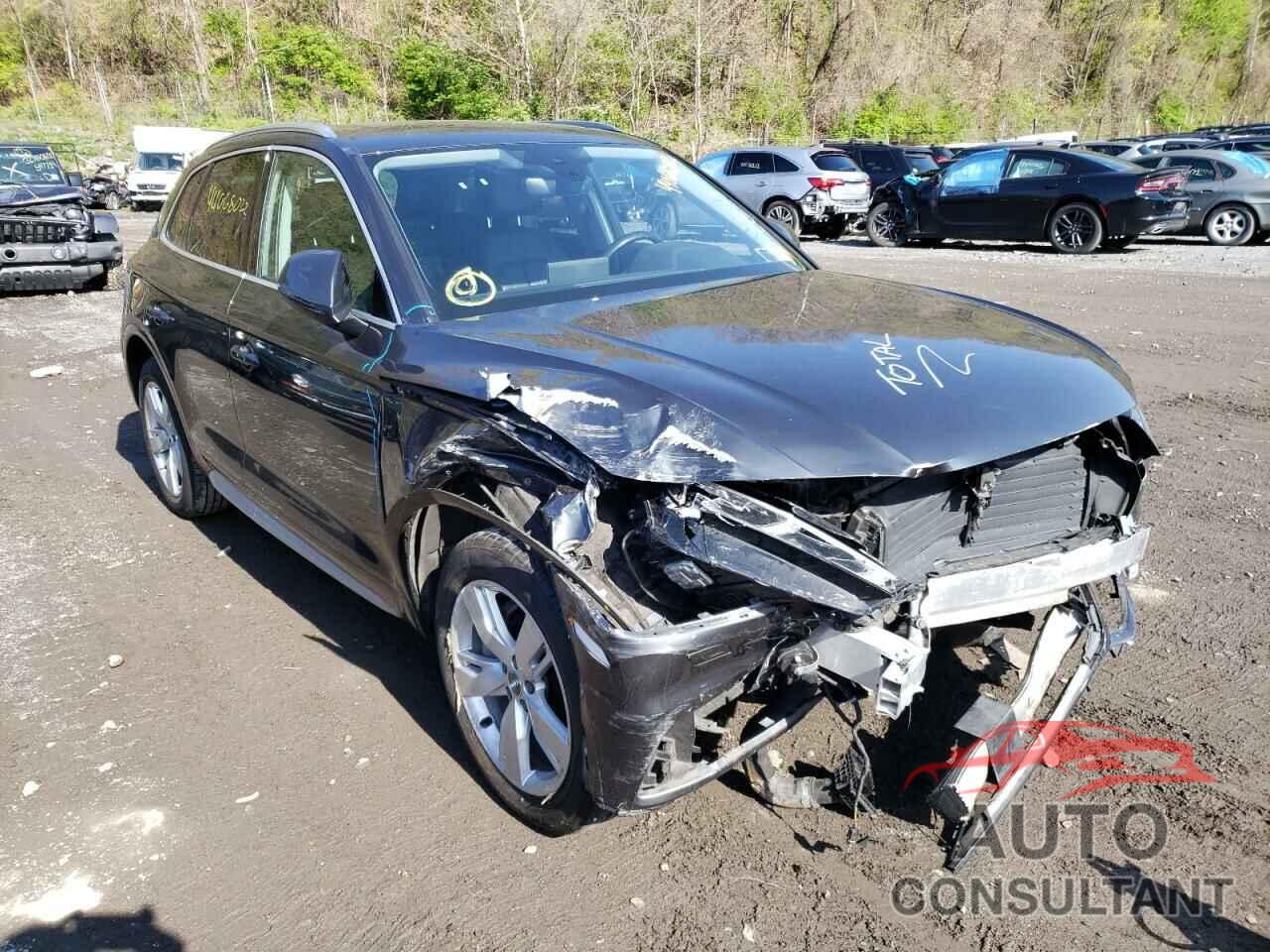 AUDI Q5 2018 - WA1BNAFY2J2010607