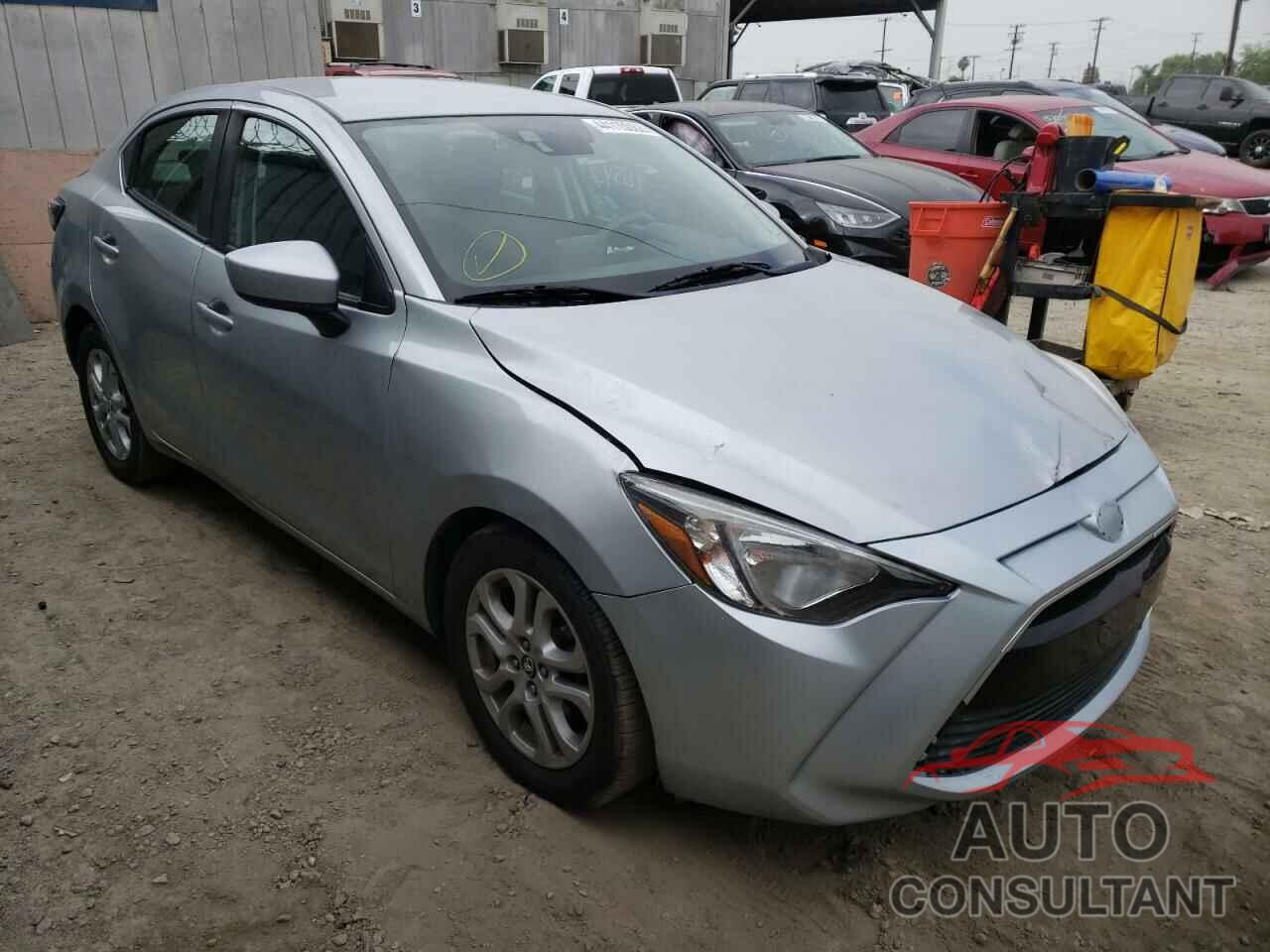 TOYOTA YARIS 2018 - 3MYDLBYV4JY309970