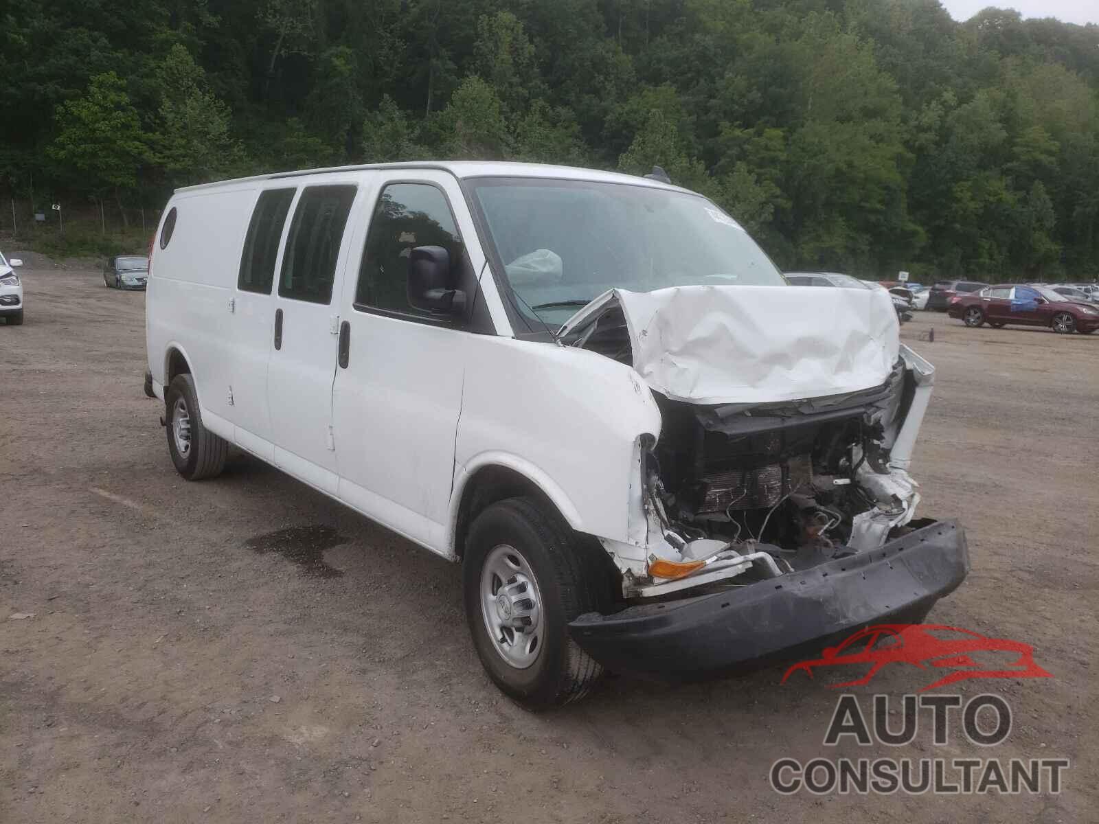 CHEVROLET EXPRESS 2020 - 1GCWGBFGXL1124930