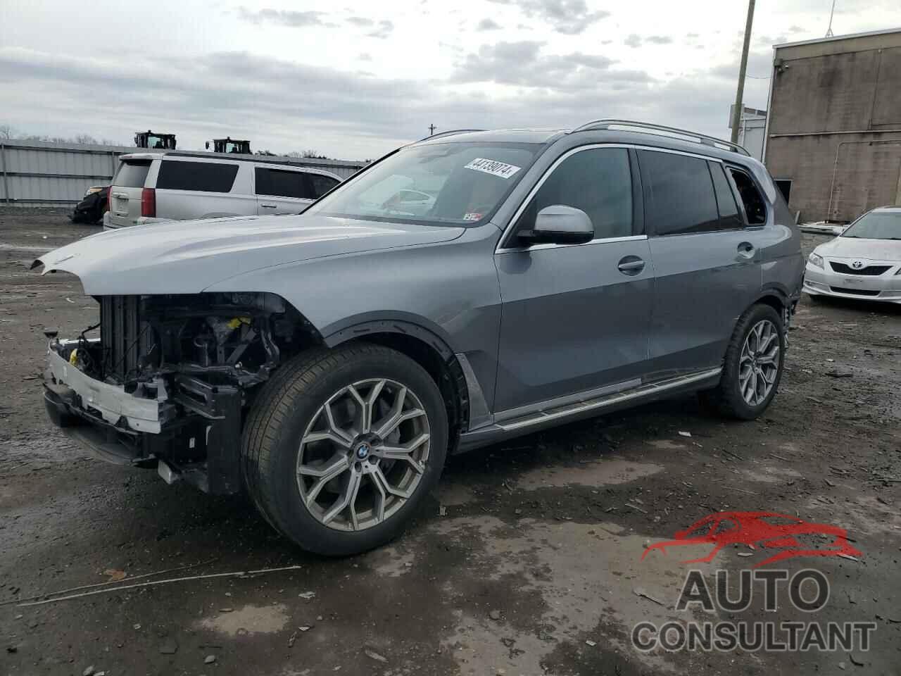 BMW X7 2023 - 5UX23EM03P9R50073