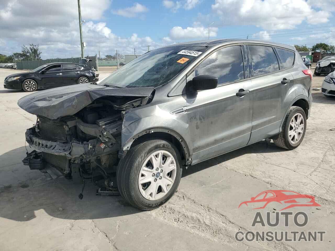 FORD ESCAPE 2015 - 1FMCU0F7XFUC74244