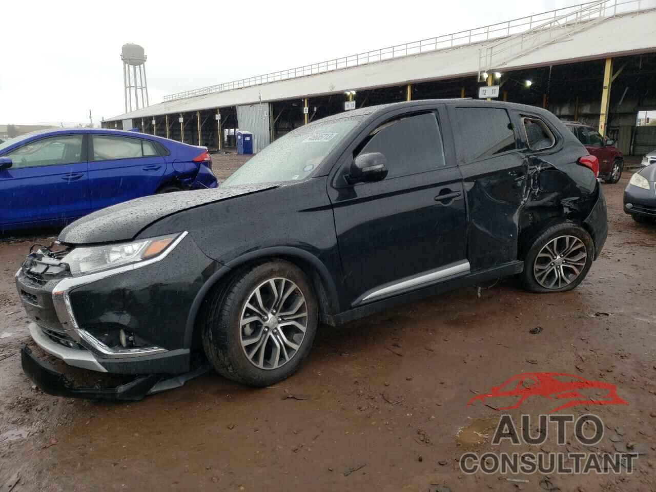 MITSUBISHI OUTLANDER 2018 - JA4AD3A33JZ054628
