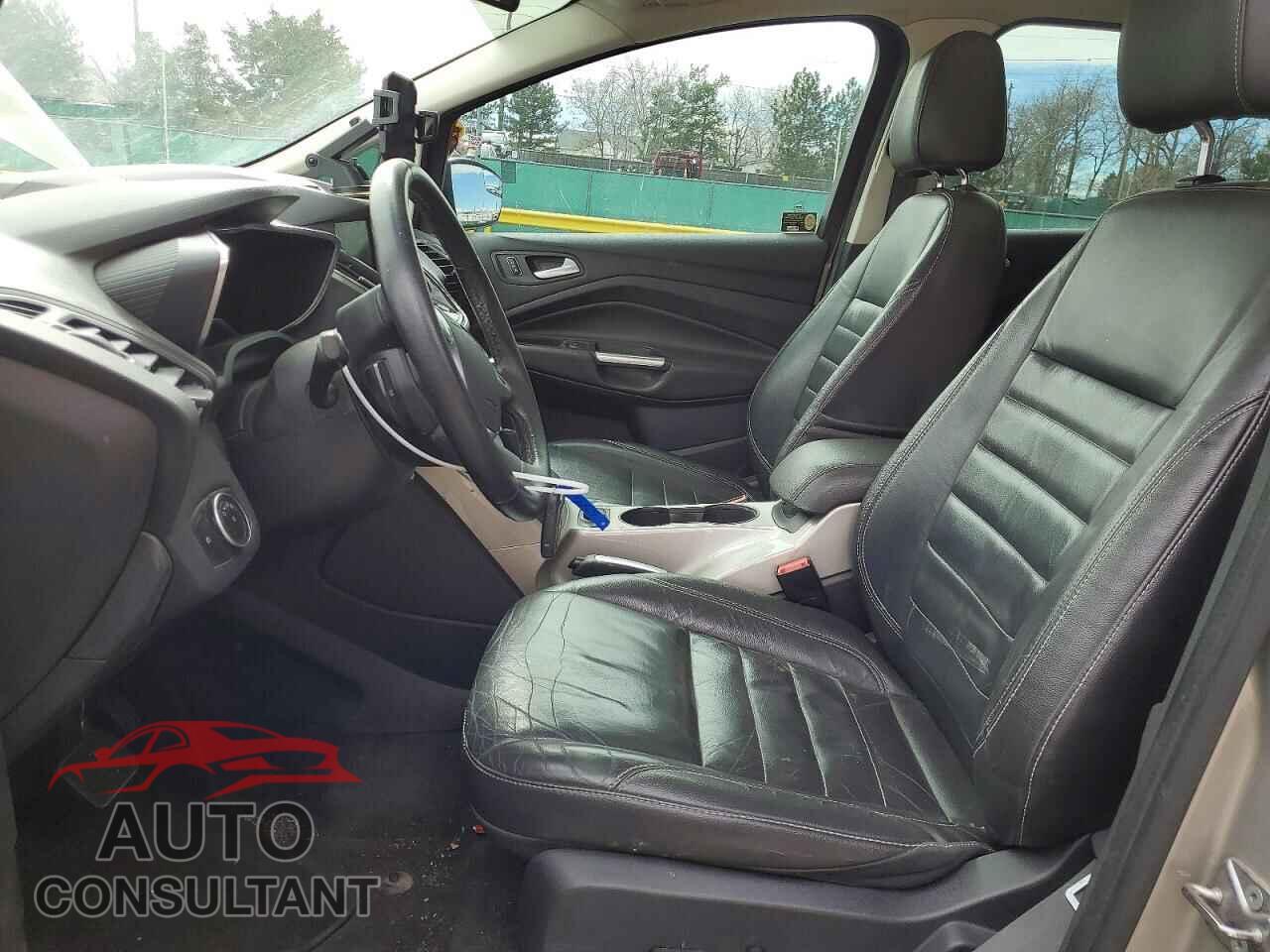 FORD CMAX 2015 - 1FADP5BU6FL116231