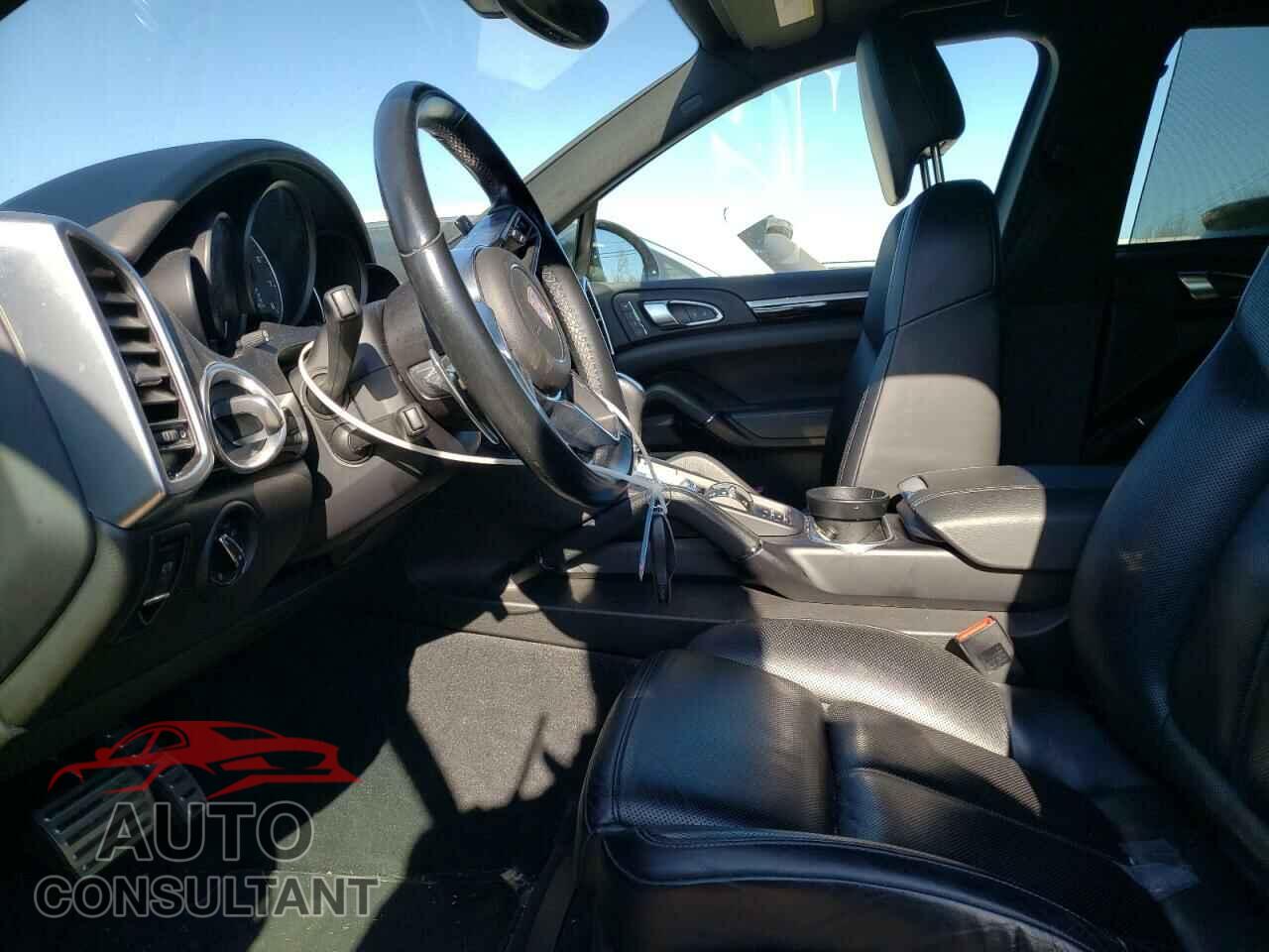 PORSCHE CAYENNE 2017 - WP1AB2A27HLA51563