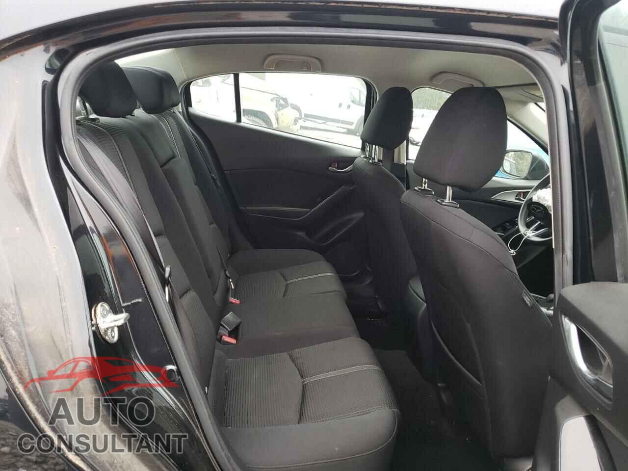 MAZDA 3 2017 - 3MZBN1U79HM157247