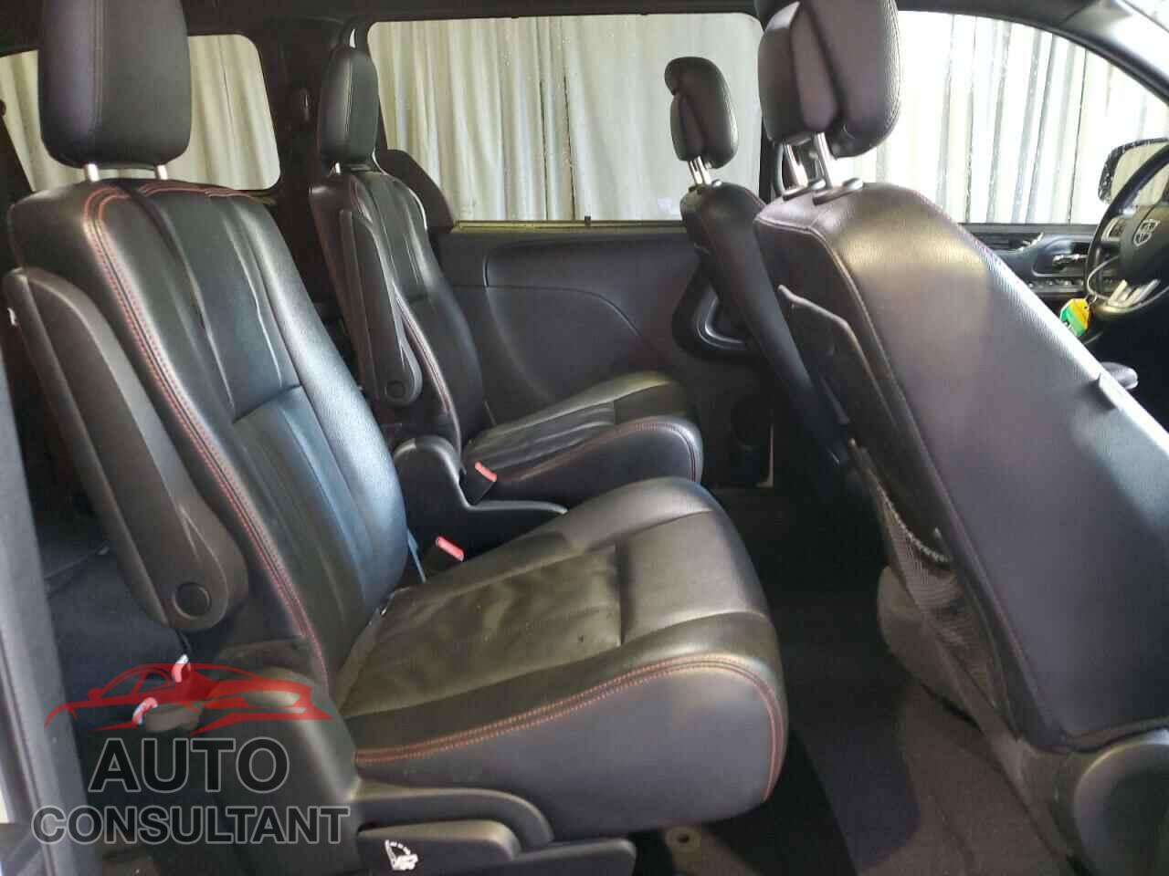 DODGE CARAVAN 2018 - 2C4RDGEG4JR209775