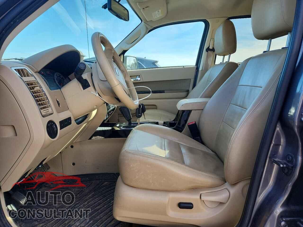 FORD ESCAPE 2010 - 1FMCU9E72AKC90593