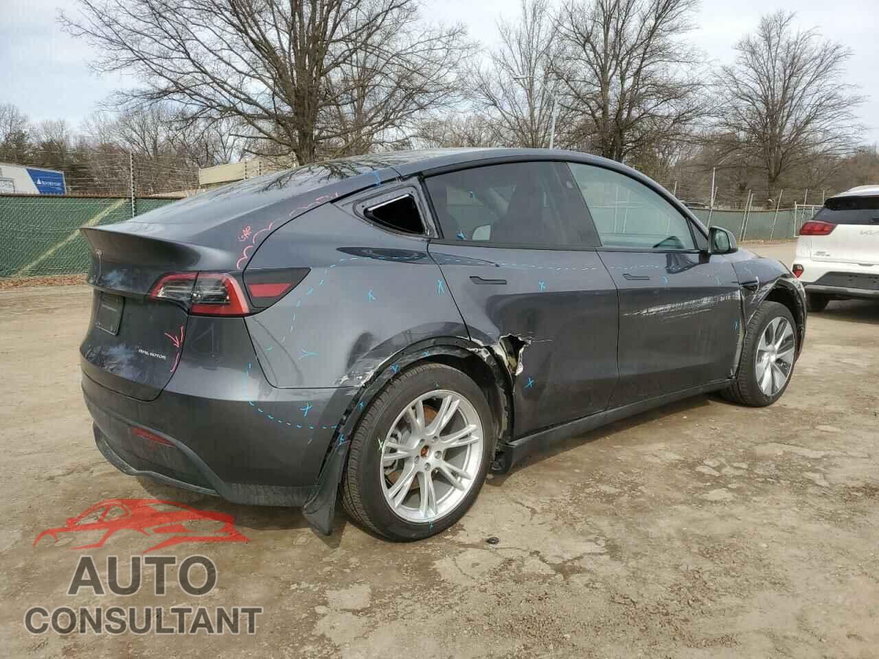 TESLA MODEL Y 2023 - 7SAYGDEEXPF875661