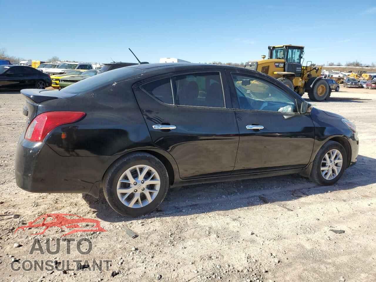 NISSAN VERSA 2017 - 3N1CN7AP5HL891732