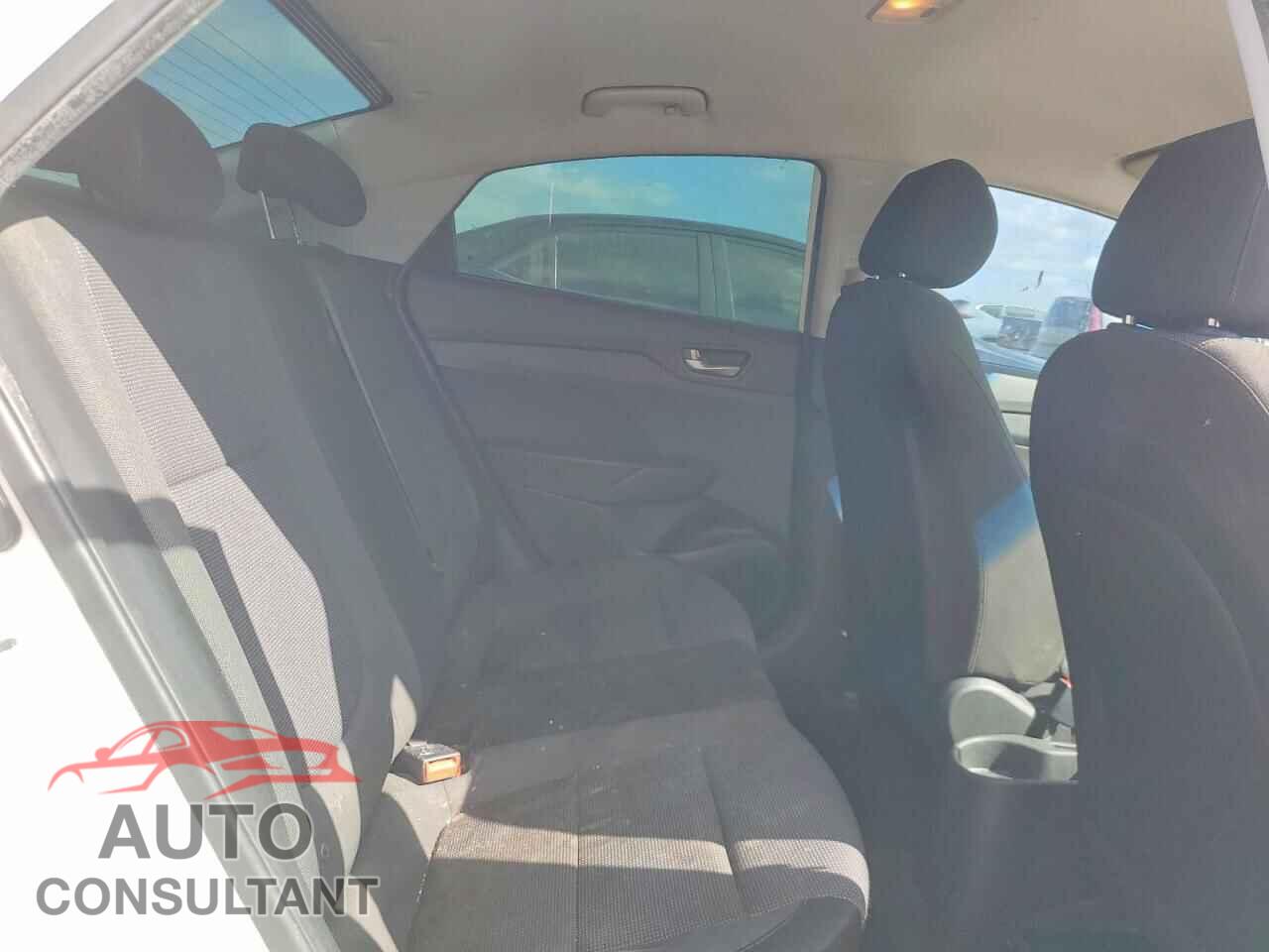 HYUNDAI ACCENT 2018 - 3KPC24A31JE022041