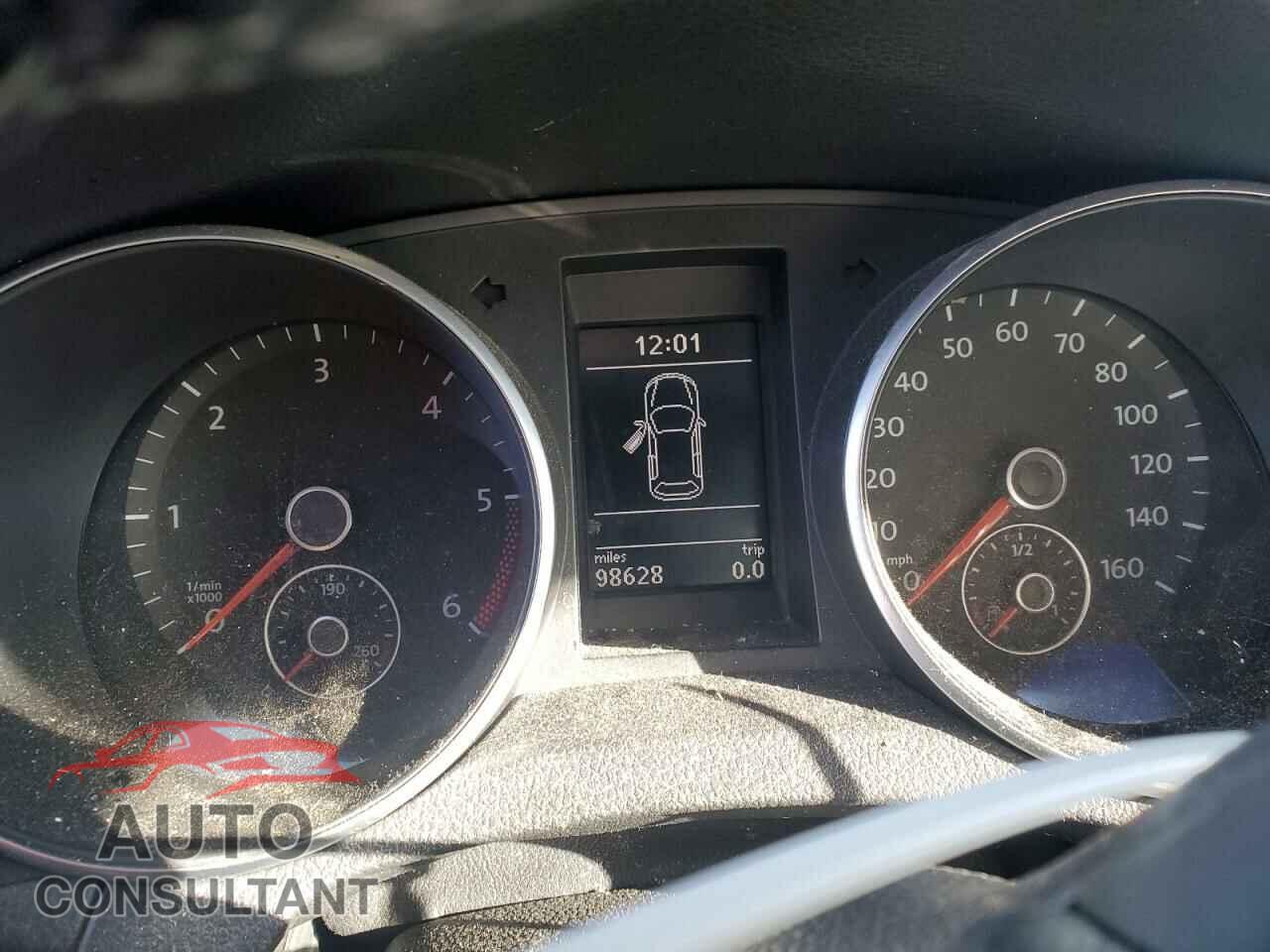 VOLKSWAGEN JETTA 2011 - 3VWPL7AJ2BM631237