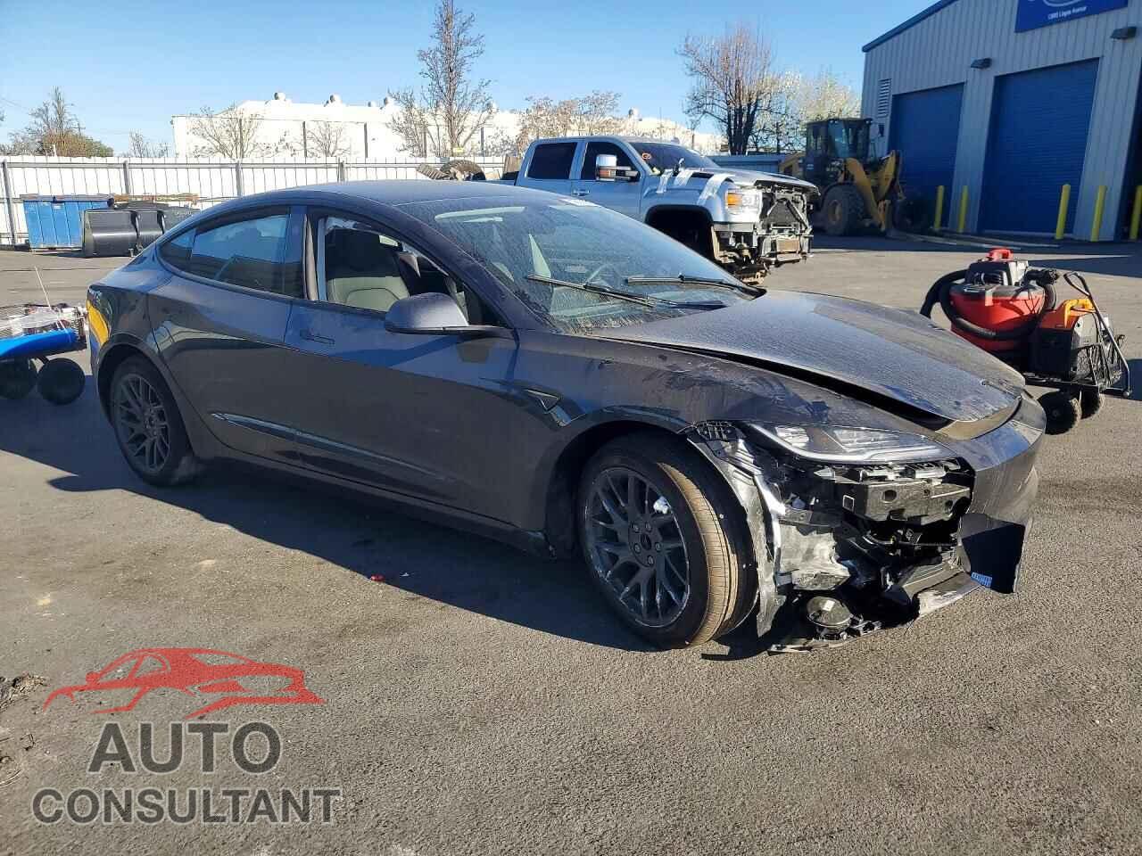 TESLA MODEL 3 2026 - 5YJ3E1EA7TF123404