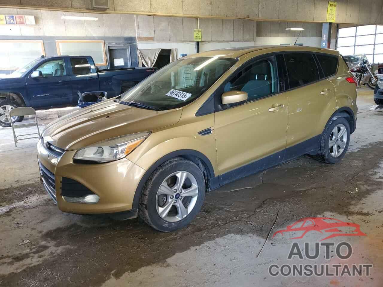 FORD ESCAPE 2015 - 1FMCU0G9XFUA63772