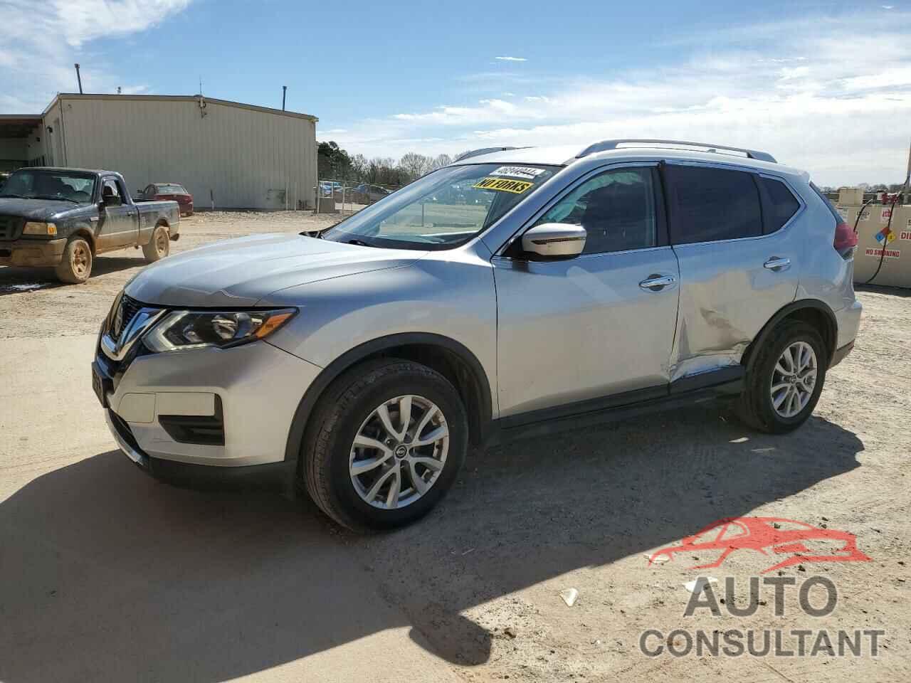 NISSAN ROGUE 2018 - KNMAT2MV3JP602252