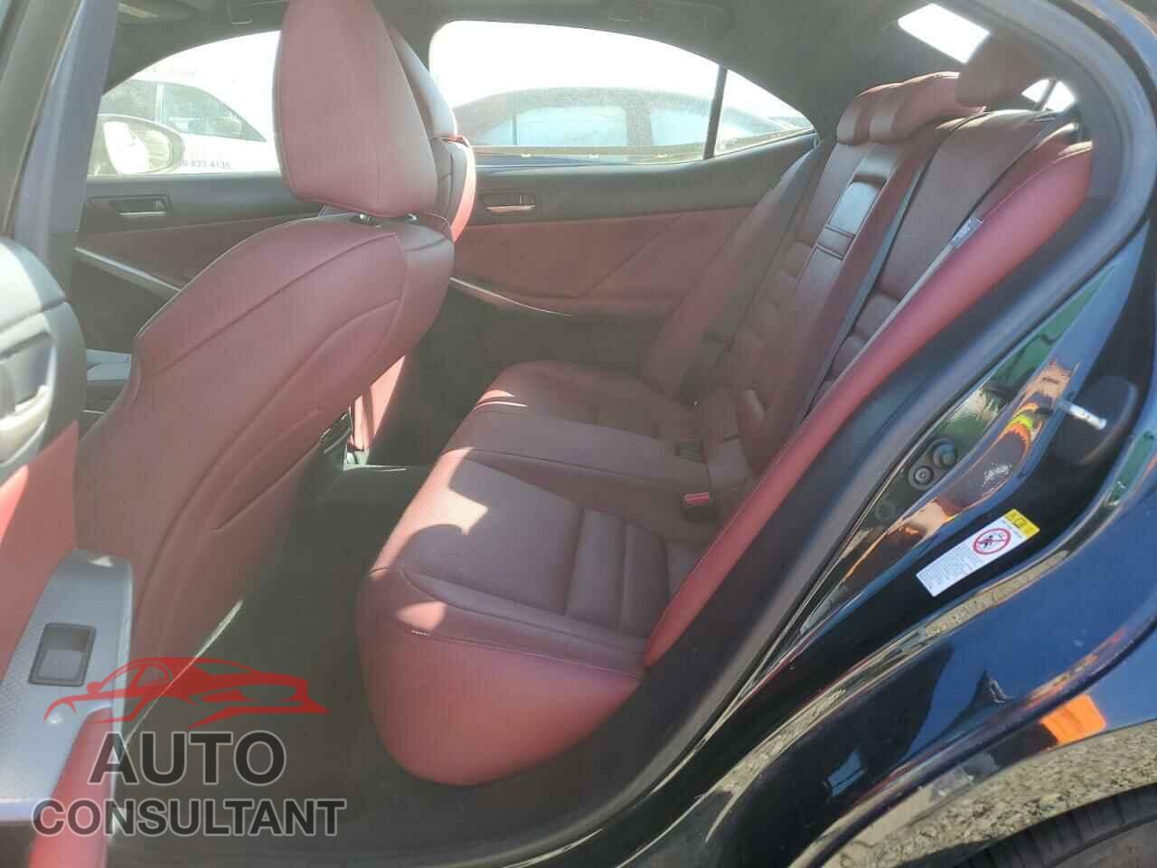 LEXUS IS 2017 - JTHBA1D28H5042310