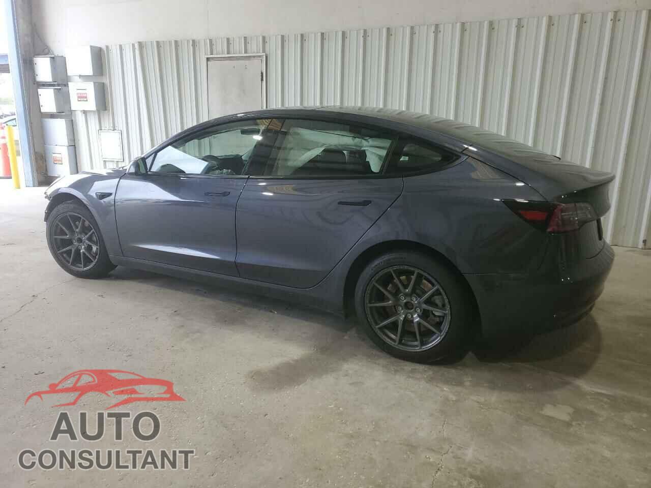 TESLA MODEL 3 2023 - 5YJ3E1EA0PF453892