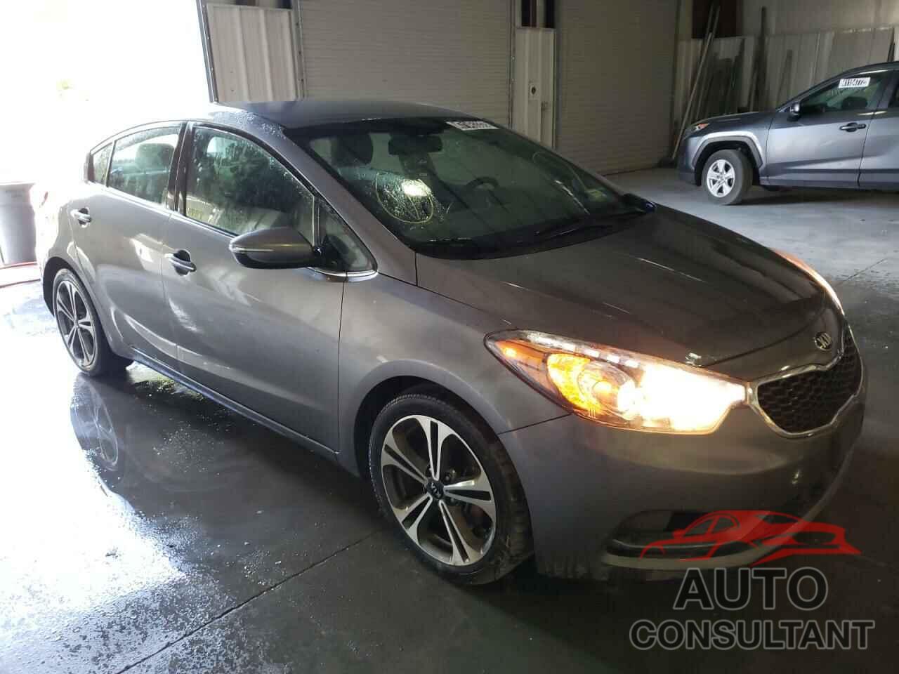 KIA FORTE 2016 - KNAFX4A86G5490830