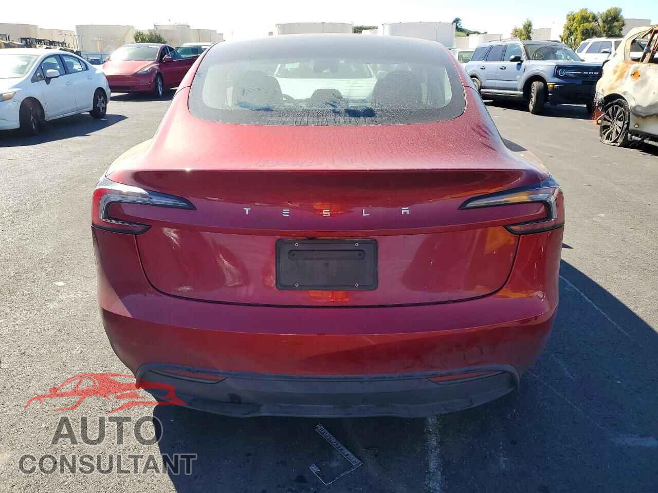 TESLA MODEL 3 2024 - 5YJ3E1EA2RF742243
