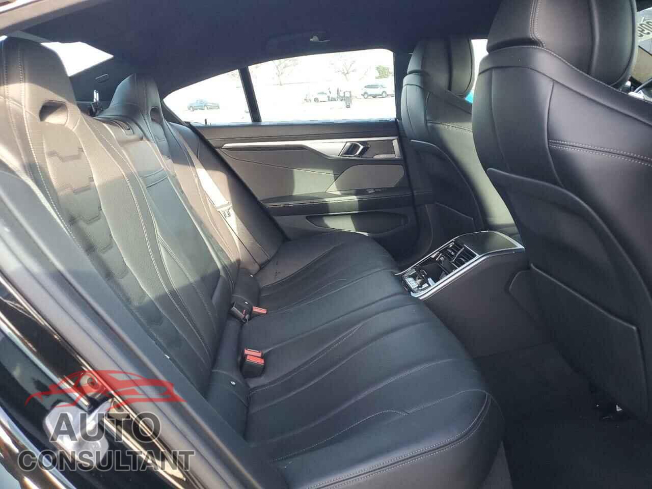 BMW M8 2021 - WBAGV8C00MCF81403