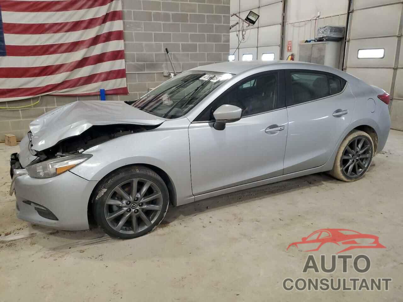 MAZDA 3 2018 - 3MZBN1V39JM199628
