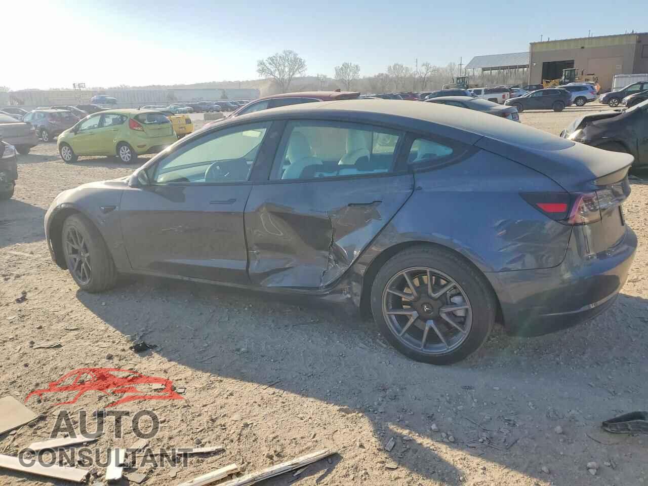 TESLA MODEL 3 2022 - 5YJ3E1EB5NF259042