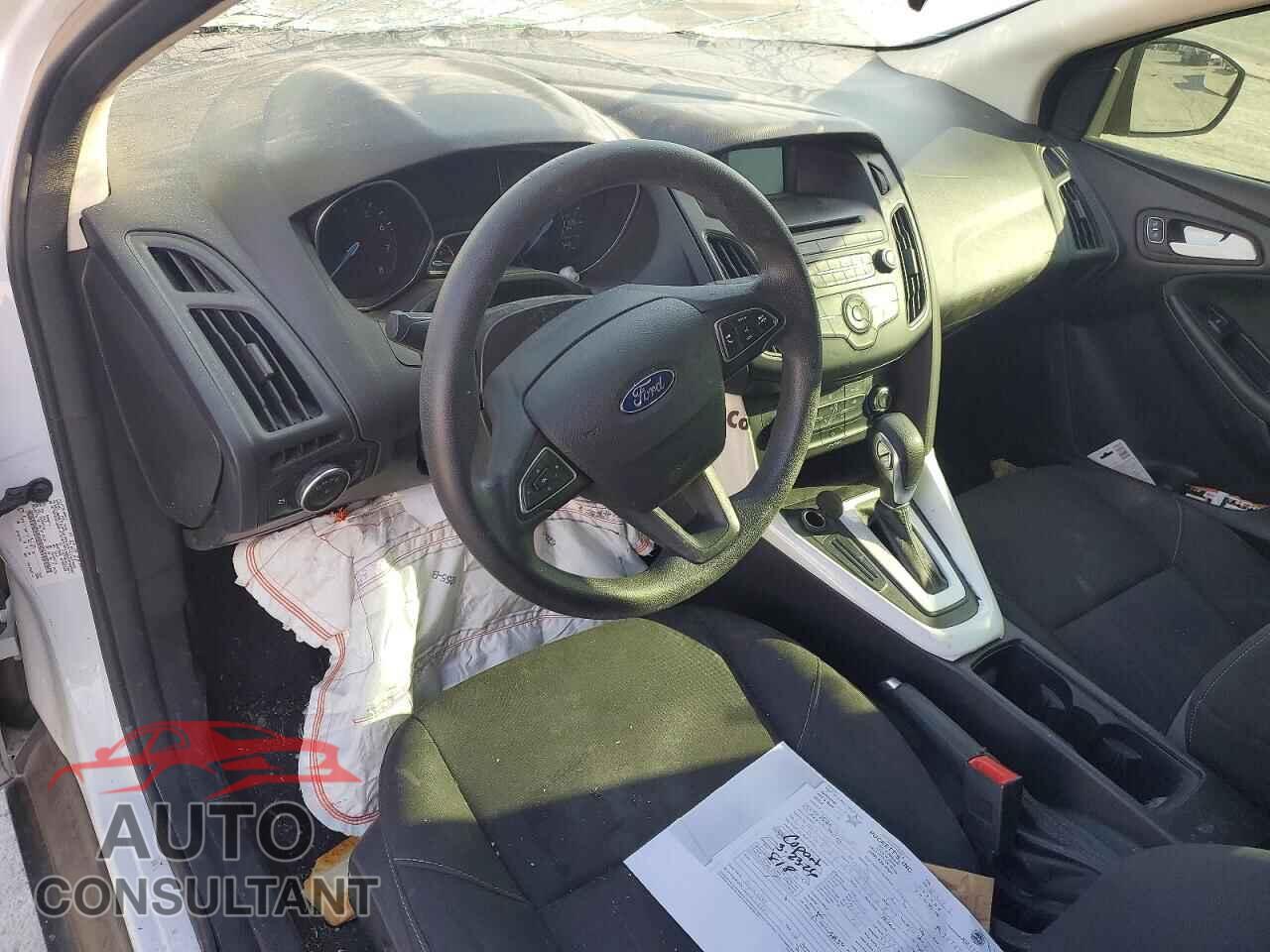 FORD FOCUS 2016 - 1FADP3E24GL328173