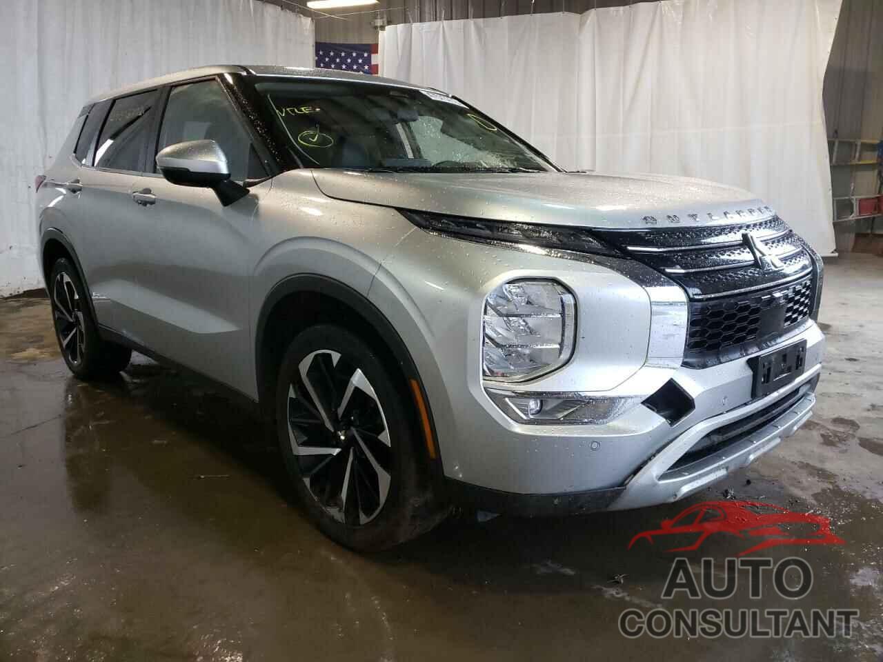 MITSUBISHI OUTLANDER 2022 - JA4J3UA80NZ004828
