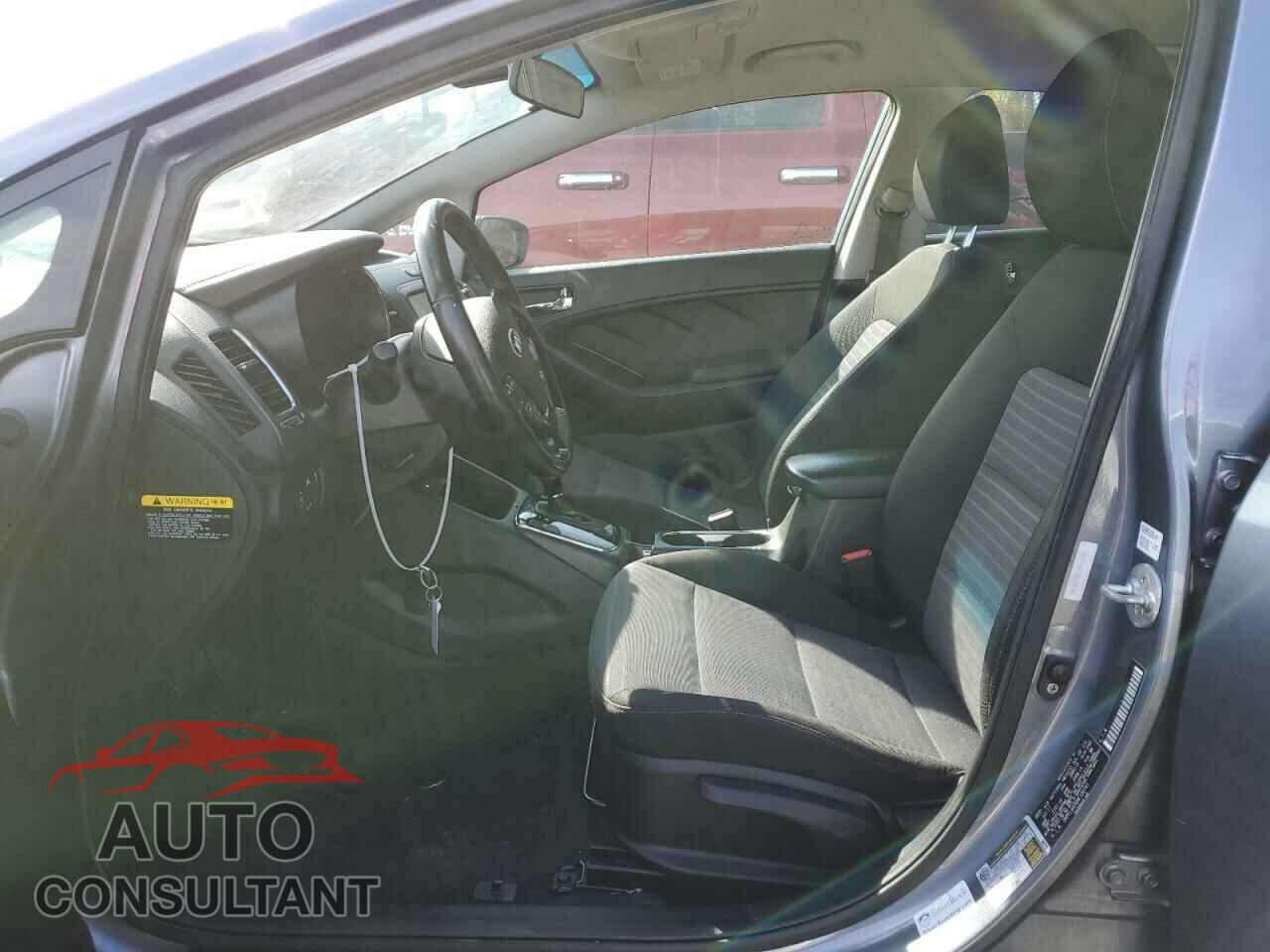 KIA FORTE 2017 - 3KPFL4A70HE130741