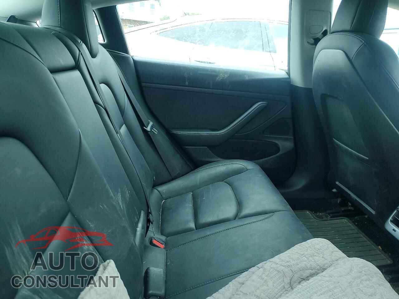 TESLA MODEL 3 2020 - 5YJ3E1EAXLF661532