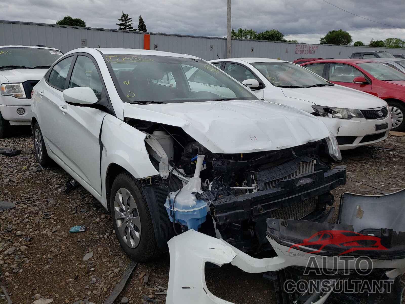HYUNDAI ACCENT 2016 - KMHCT4AE3GU969327