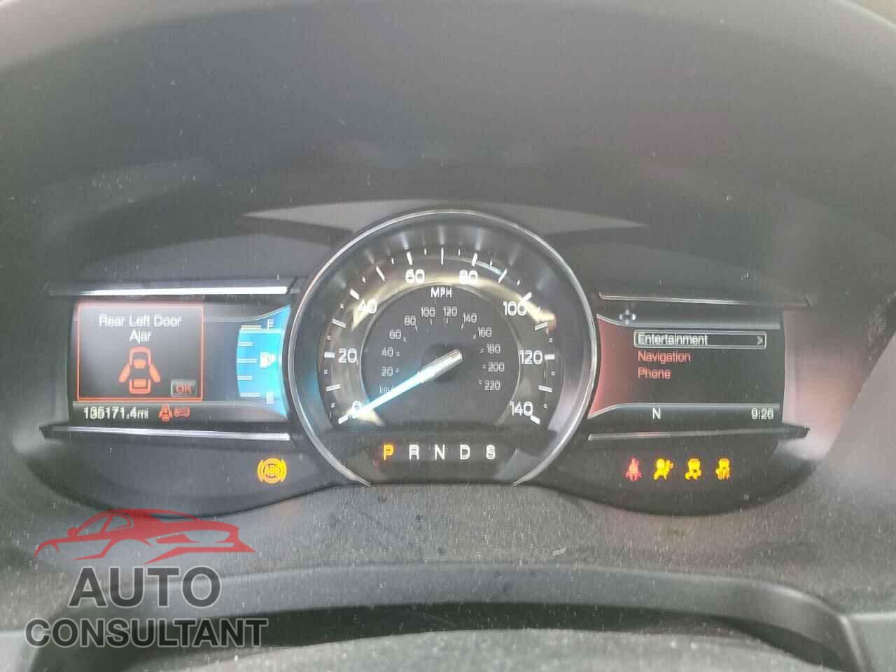 FORD EXPLORER 2018 - 1FM5K7F83JGA70957