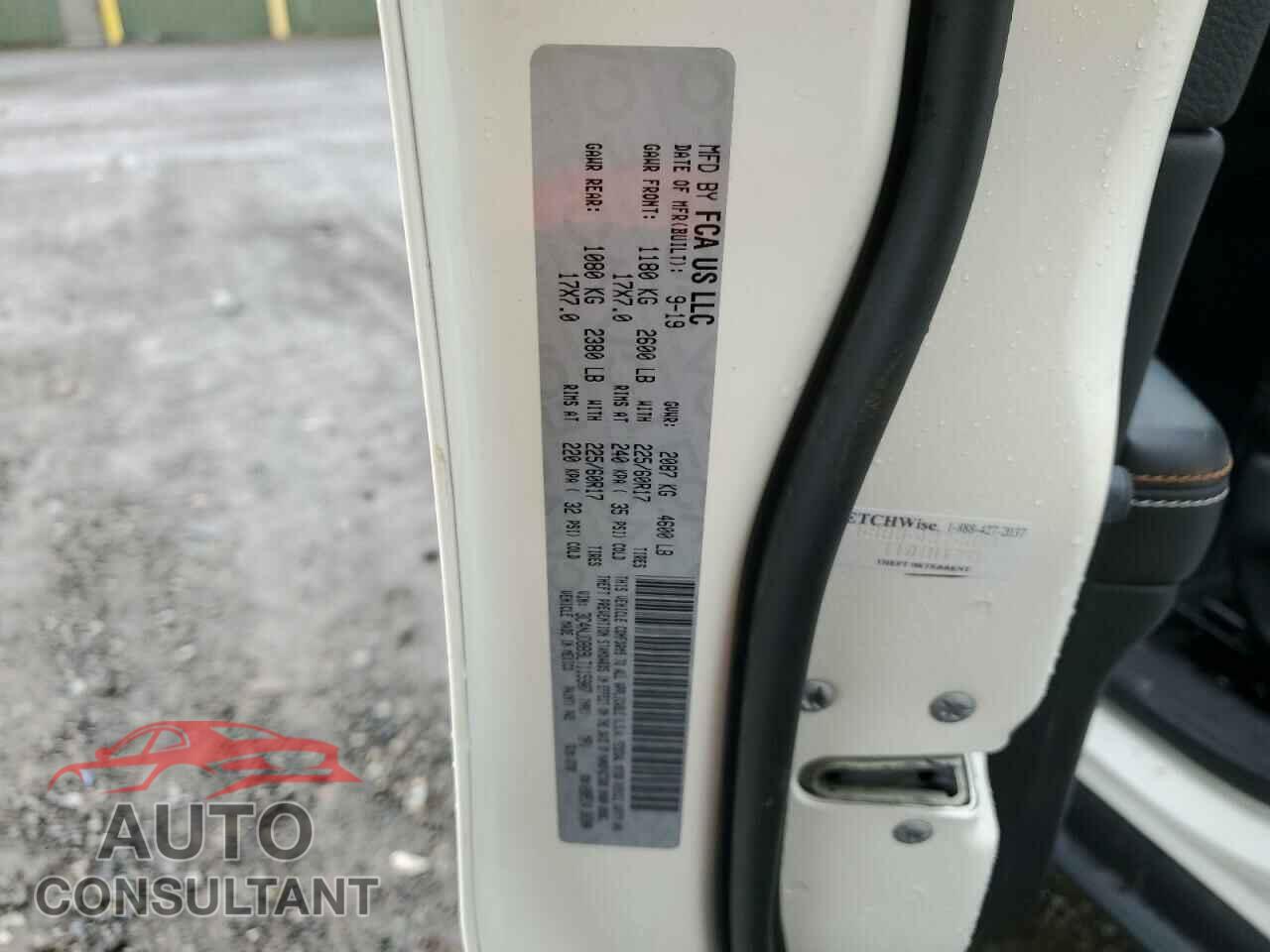 JEEP COMPASS 2020 - 3C4NJDBB9LT115907