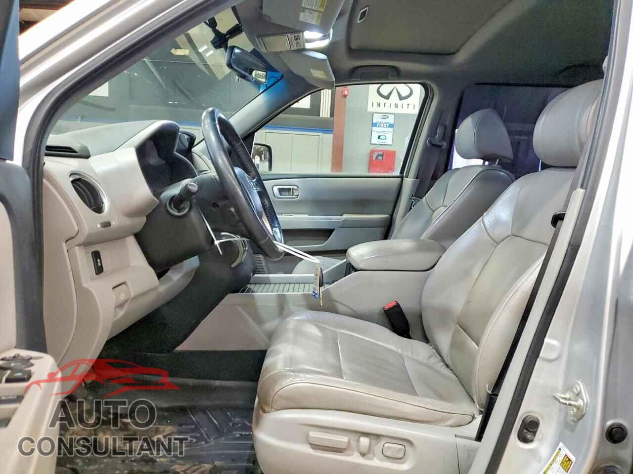 HONDA PILOT 2013 - 5FNYF4H52DB042783