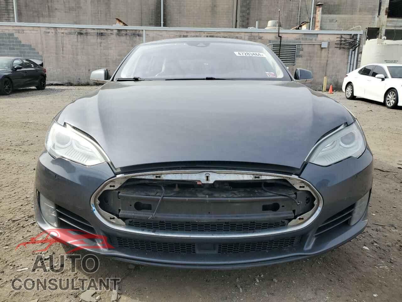 TESLA MODEL S 2016 - 5YJSA1E14GF124569