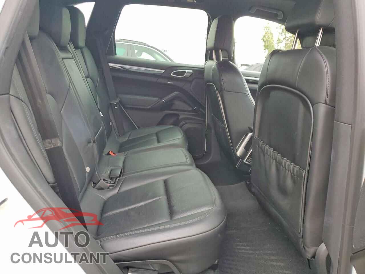 PORSCHE CAYENNE 2014 - WP1AA2A23ELA00575
