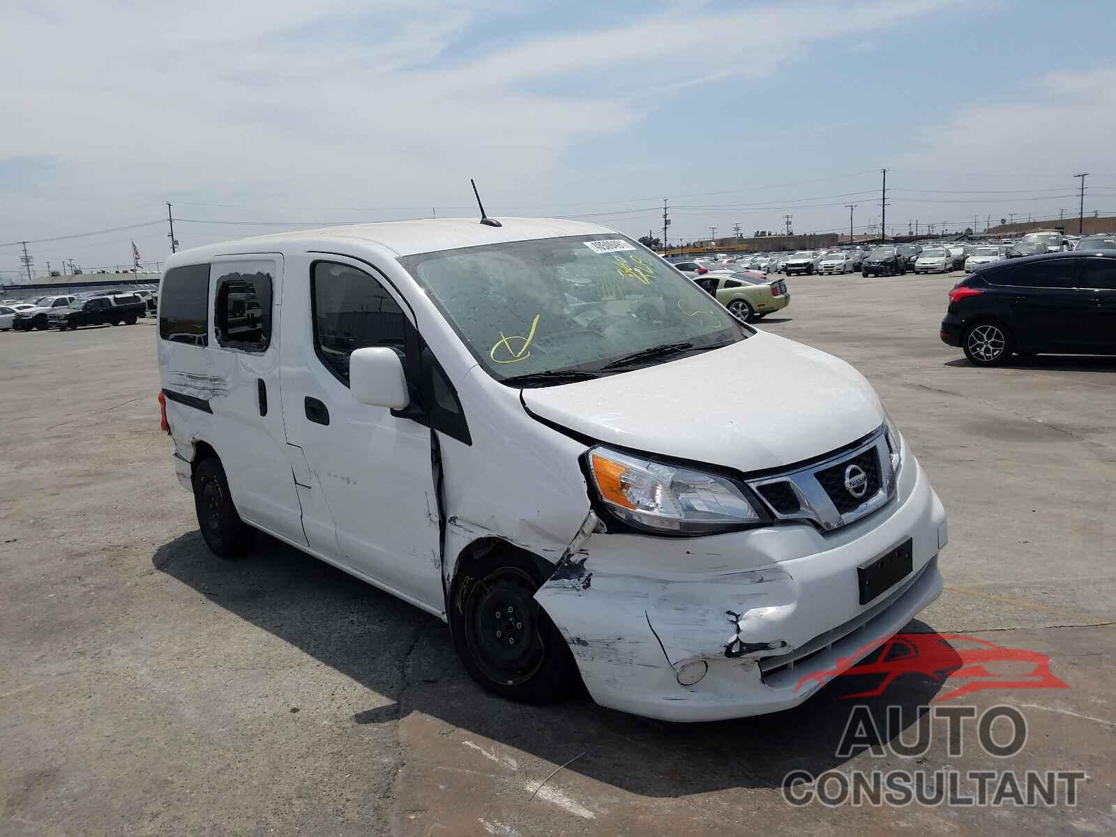 NISSAN NV 2020 - 3N6CM0KN7LK706919